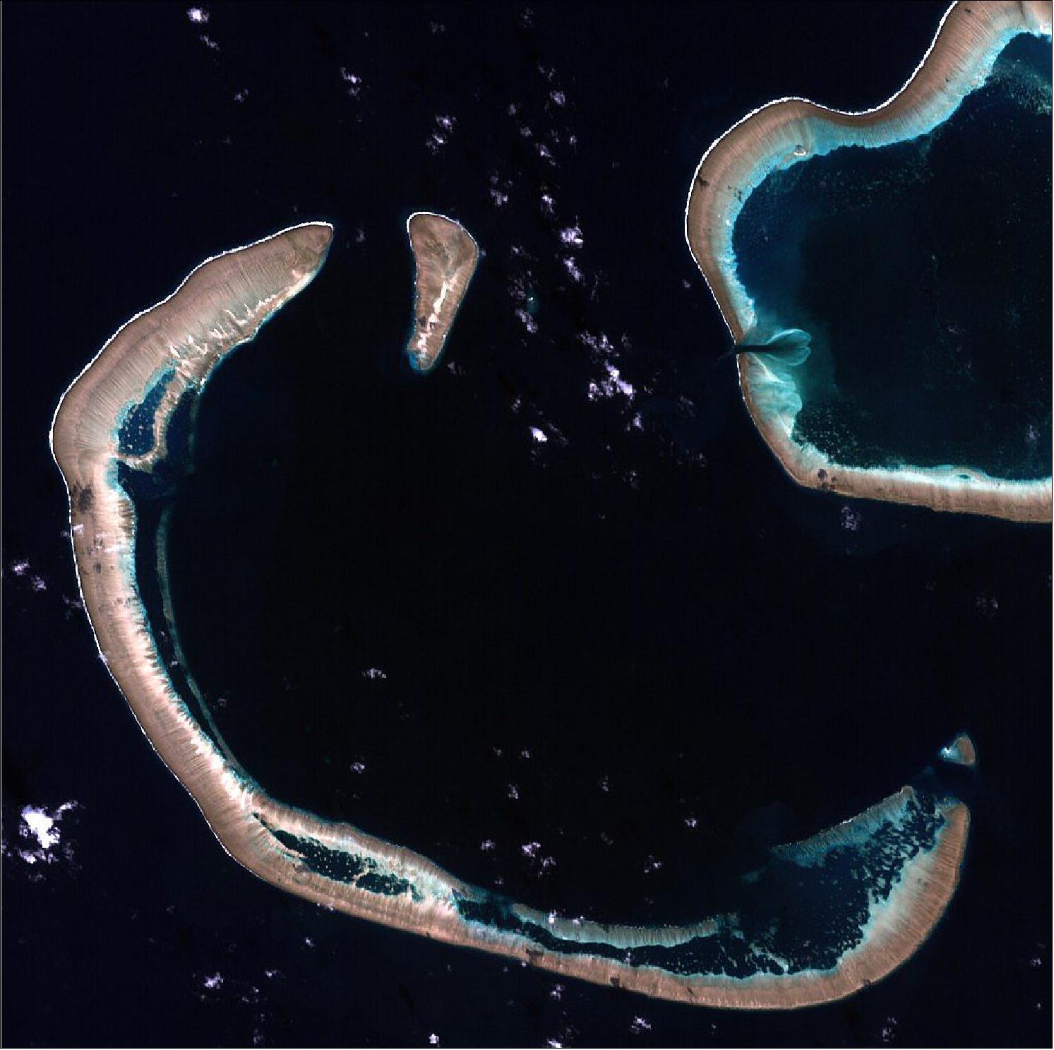 Figure 17: Scott Reef in the Timor Sea, observed with DESIS on 13 January 2020 (image credit: DLR)