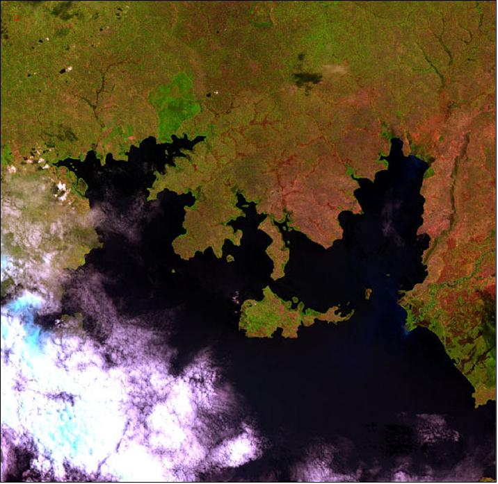 Figure 6: On April 8, 2015, the first image of the SPOT-5 Take 5 campaign was acquired over Uganda at Lake Victoria. In this color composite 60 m resolution image, one can see part of Uganda's coast along the African Great Lake (image credit: ESA, CNES, Airbus DS)
