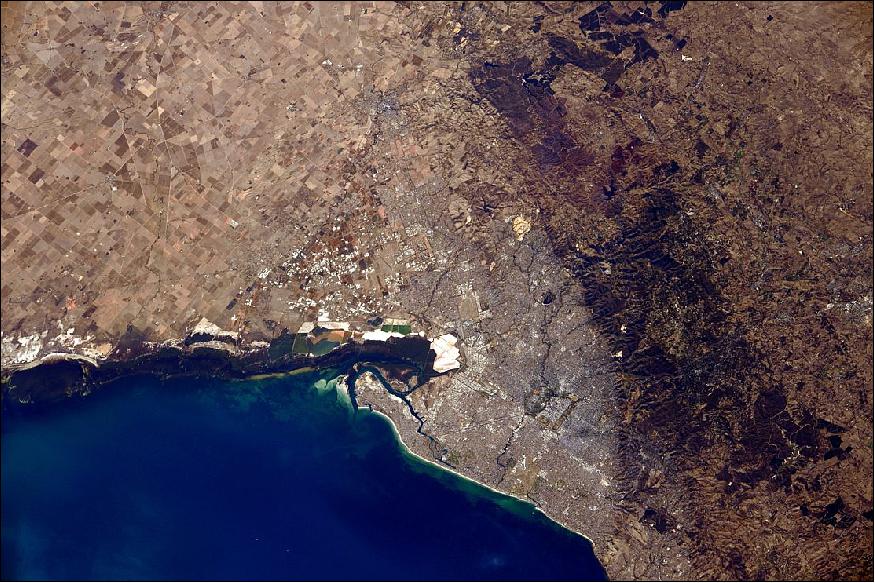 Figure 22: Astronaut photo of Adelaide, acquired by Samantha Cristoforetti in 2015 from the ISS. Adelaide is the capital city of the state of South Australia, and the fifth-most populous city of Australia with a population of 1.35 million (image credit: ESA/NASA)