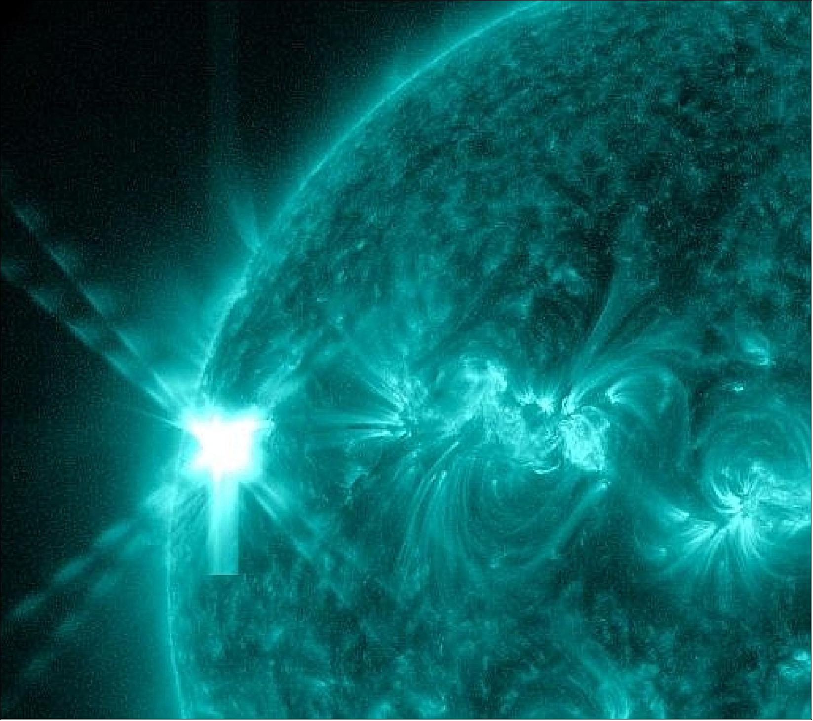 Figure 30: An X3.2-class flare observed by SDO’s AIA instrument at 0114 UT, 14 May 2013 (NASA/SDO/AIA)