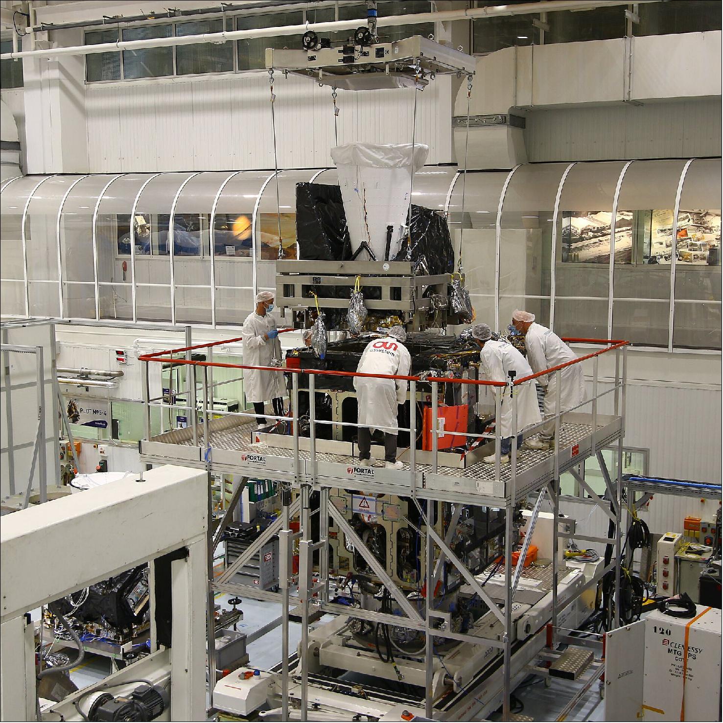 Following the completion of the first flight model of the Flexible Combined Imager (FCI) in July 2021, the instrument has now been successfully mounted onto the protoflight platform (image credit: Thales Alenia Space)
